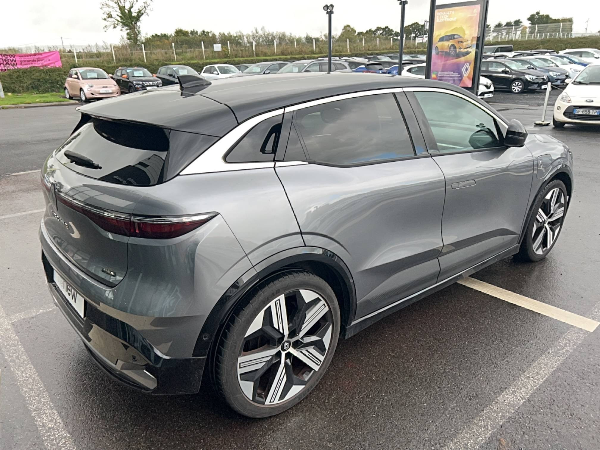 Vente en ligne Renault Megane E-Tech  EV60 220 ch super charge au prix de 24 990 €