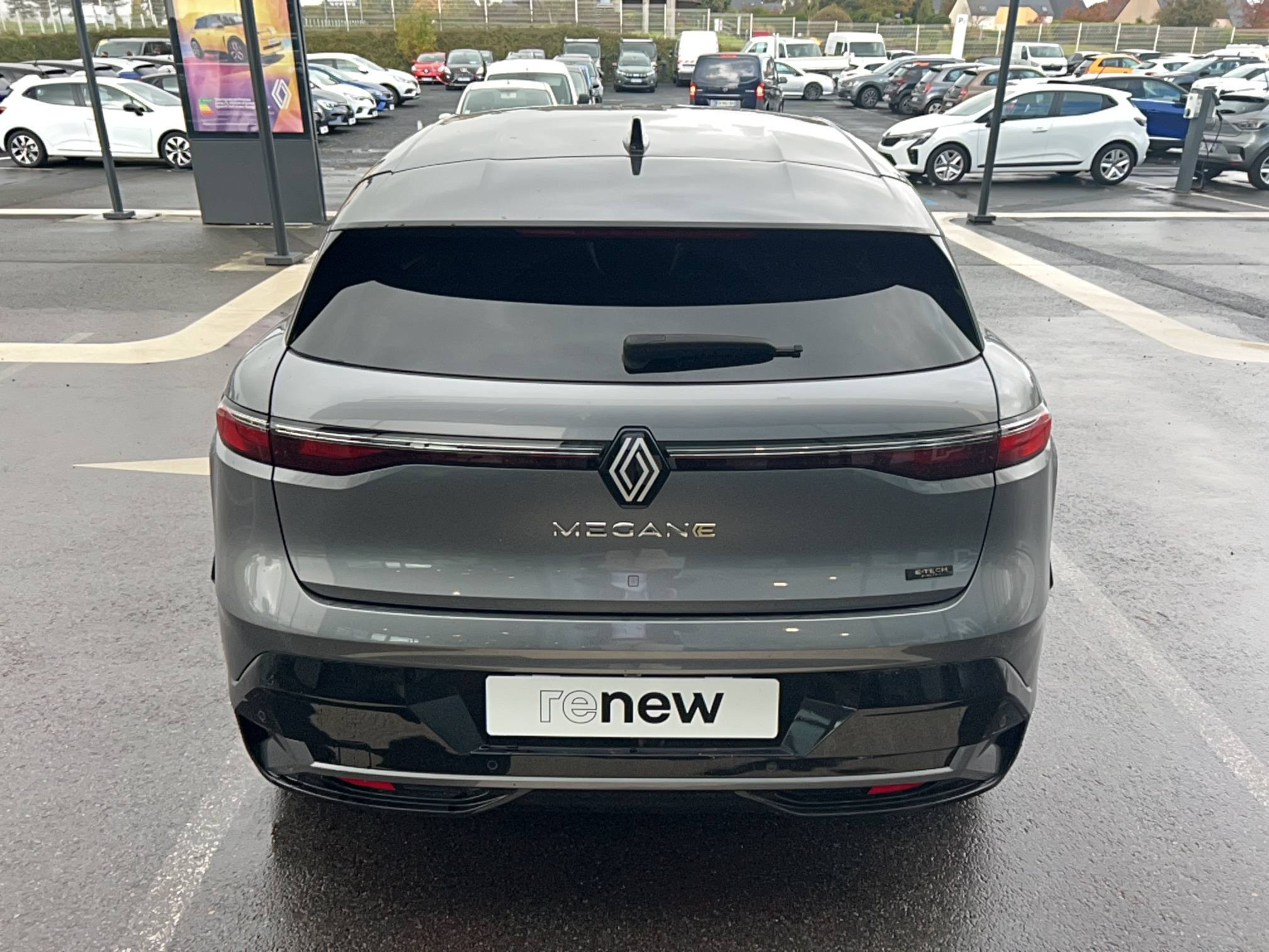 Vente en ligne Renault Megane E-Tech  EV60 220 ch super charge au prix de 24 990 €