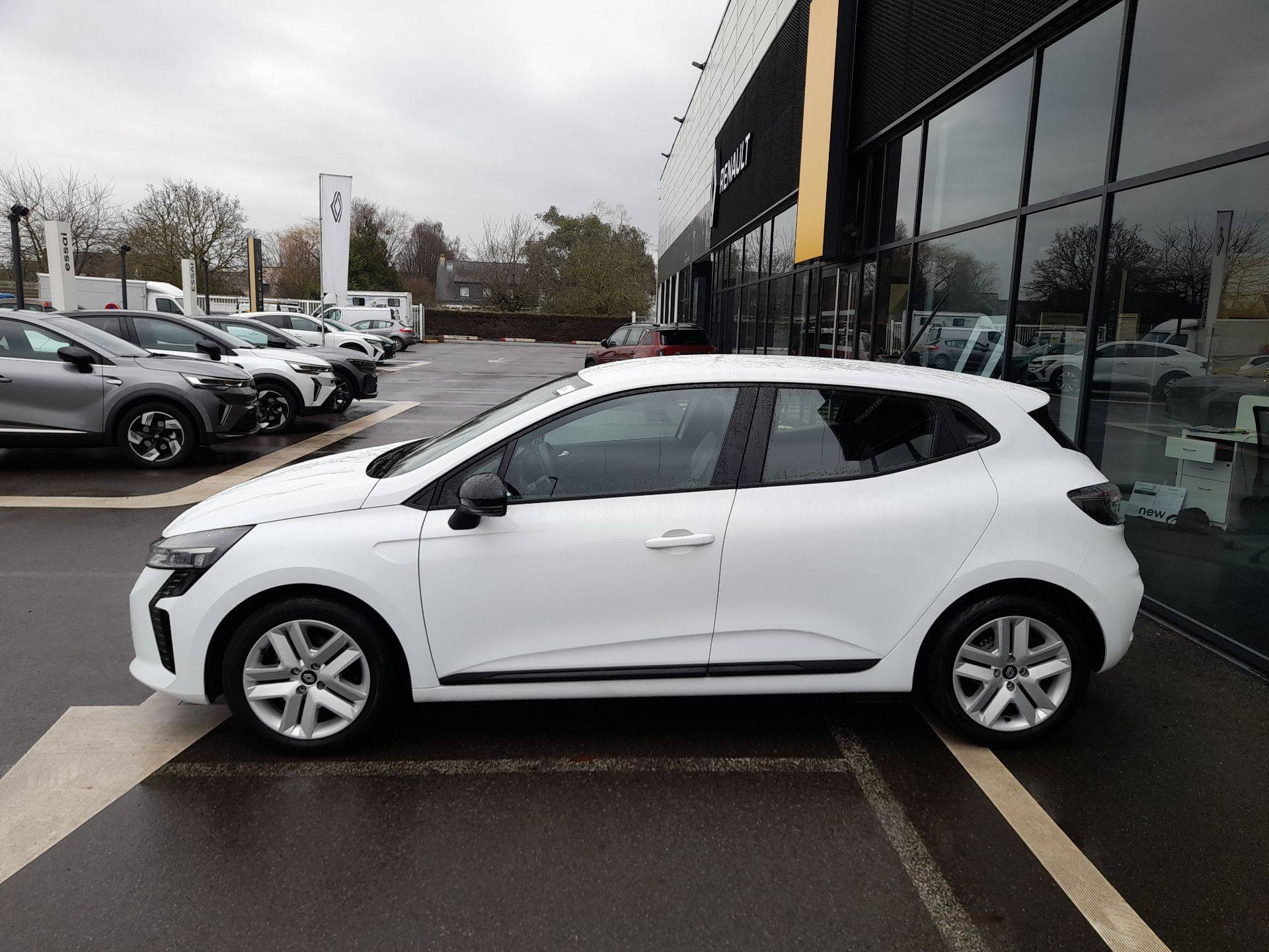 Vente en ligne Renault Clio 5 Clio TCe 90 ch GSR2 au prix de 16 490 €