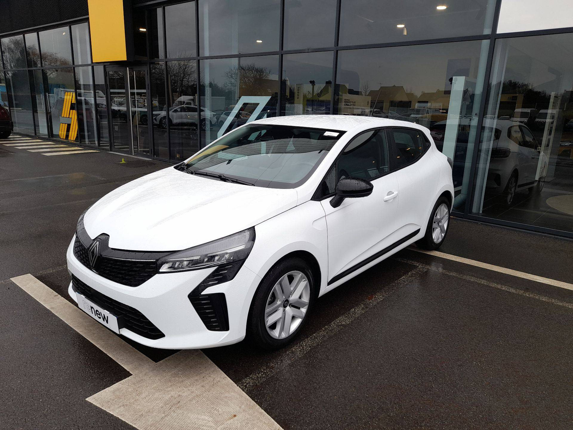 Renault Clio 5 Clio TCe 90 ch GSR2 occasion de 2024 en vente à Lamballe