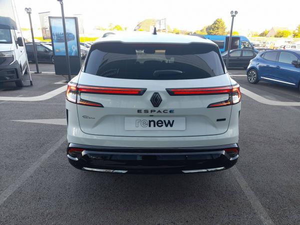 Vente en ligne Renault Nouveau Espace Espace E-Tech hybrid 200 au prix de 44 990 €