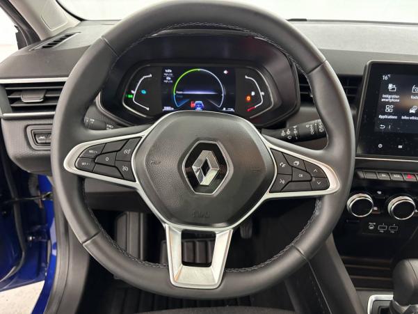 Vente en ligne Renault Clio 5 Clio E-Tech 140 - 21N au prix de 16 490 €