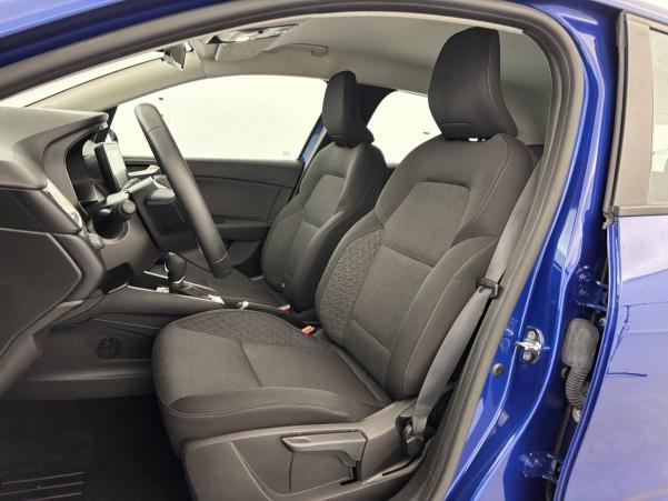 Vente en ligne Renault Clio 5 Clio E-Tech 140 - 21N au prix de 16 490 €