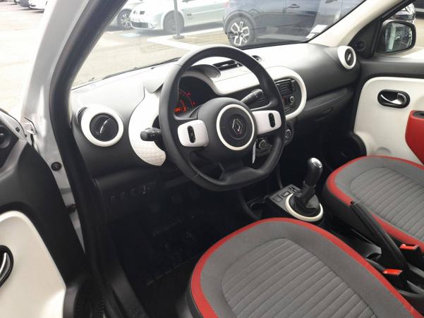 Vente en ligne Renault Twingo 3  1.0 SCe 70 E6 au prix de 8 290 €