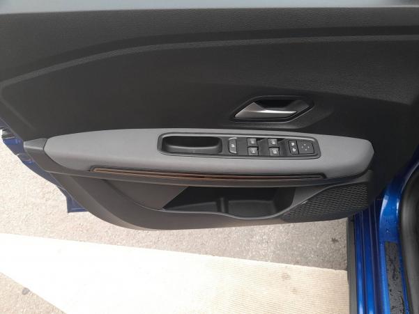 Vente en ligne Dacia Sandero  ECO-G 100 au prix de 17 490 €