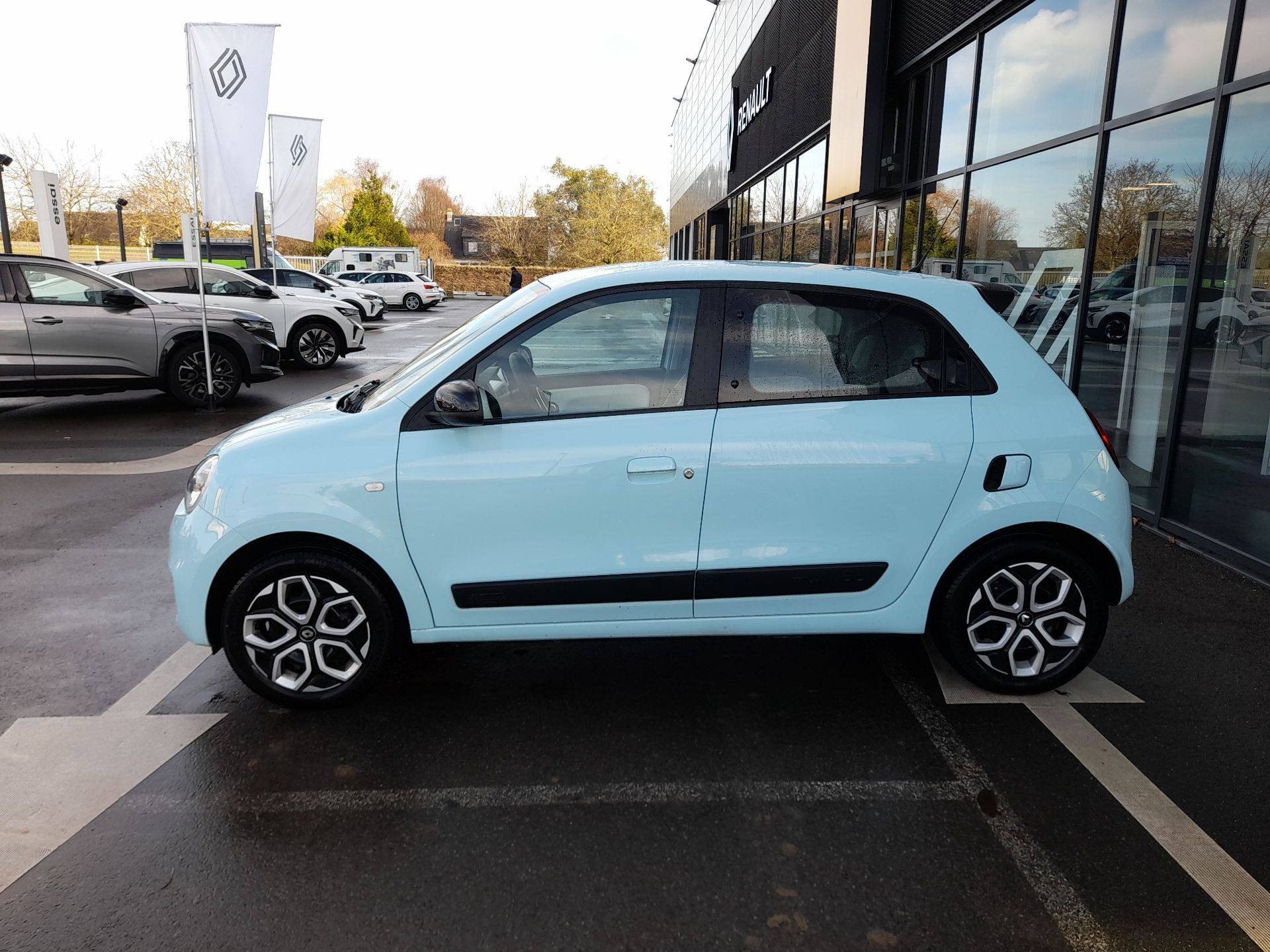 Vente en ligne Renault Twingo 3  SCe 65 au prix de 12 890 €