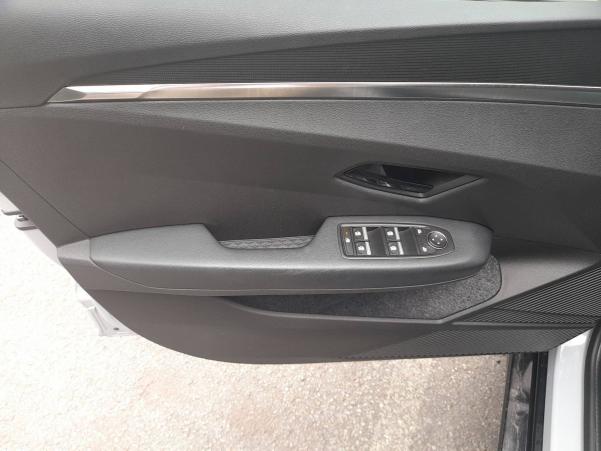 Vente en ligne Renault Megane E-Tech  EV60 220 ch super charge au prix de 20 990 €