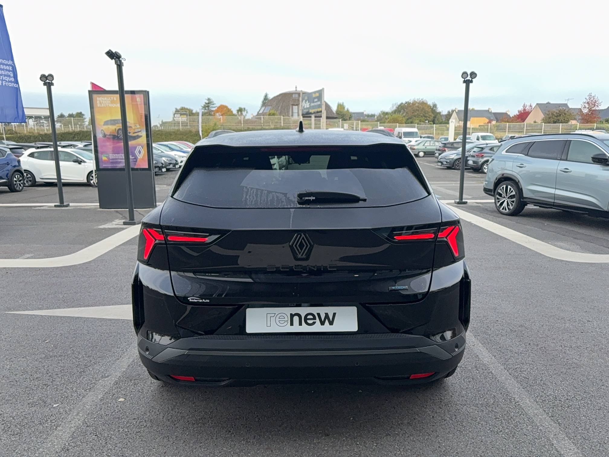 Vente en ligne Renault Scenic E-Tech  220 ch grande autonomie au prix de 38 990 €