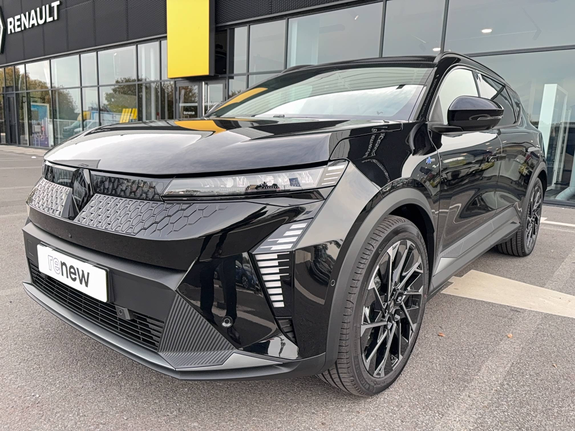 Vente en ligne Renault Scenic E-Tech  220 ch grande autonomie au prix de 38 990 €