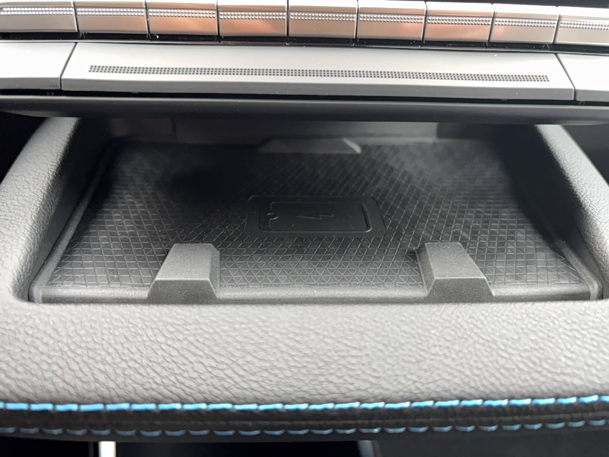 Vente en ligne Renault Scenic E-Tech  220 ch grande autonomie au prix de 38 990 €