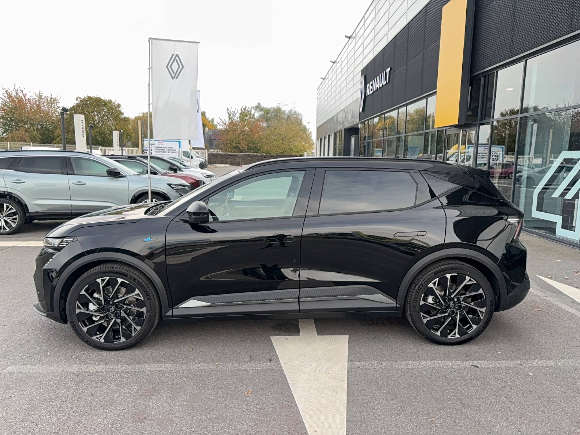 Vente en ligne Renault Scenic E-Tech  220 ch grande autonomie au prix de 38 990 €