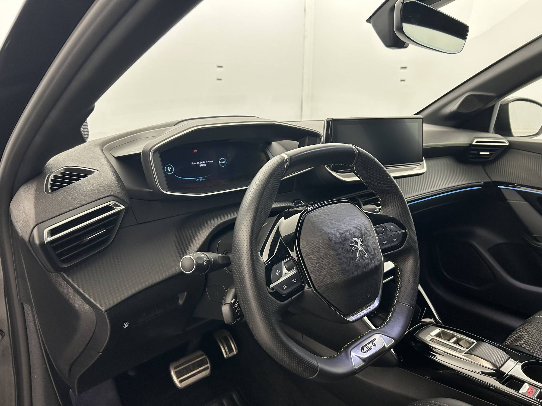 Vente en ligne Peugeot E-208  50 kWh 136ch au prix de 16 890 €