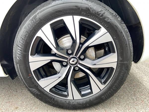 Vente en ligne Renault Clio 5 Clio E-Tech 140 - 21N au prix de 16 890 €