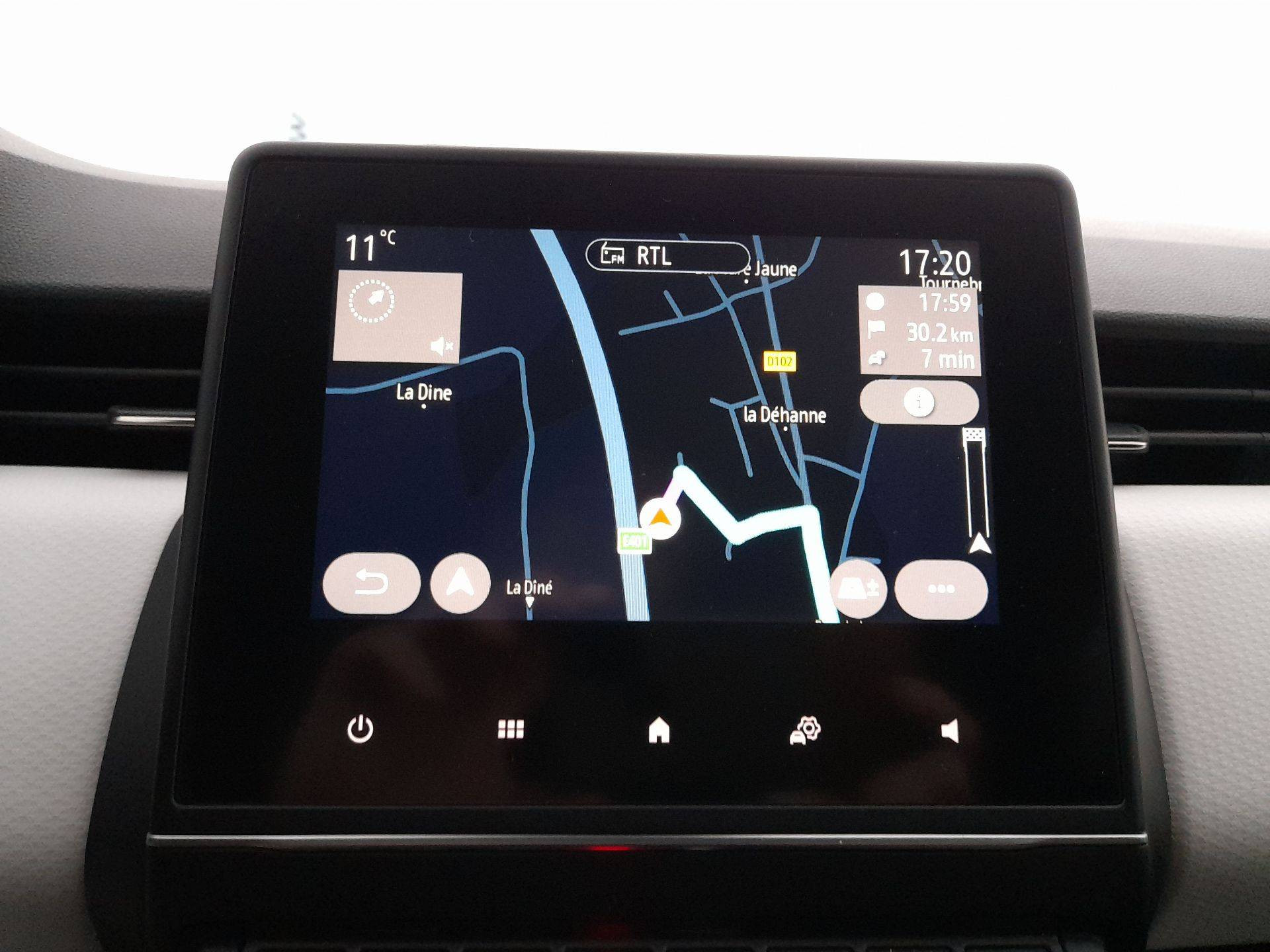 Vente en ligne Renault Clio 5 Clio E-Tech full hybrid 145 au prix de 16 290 €