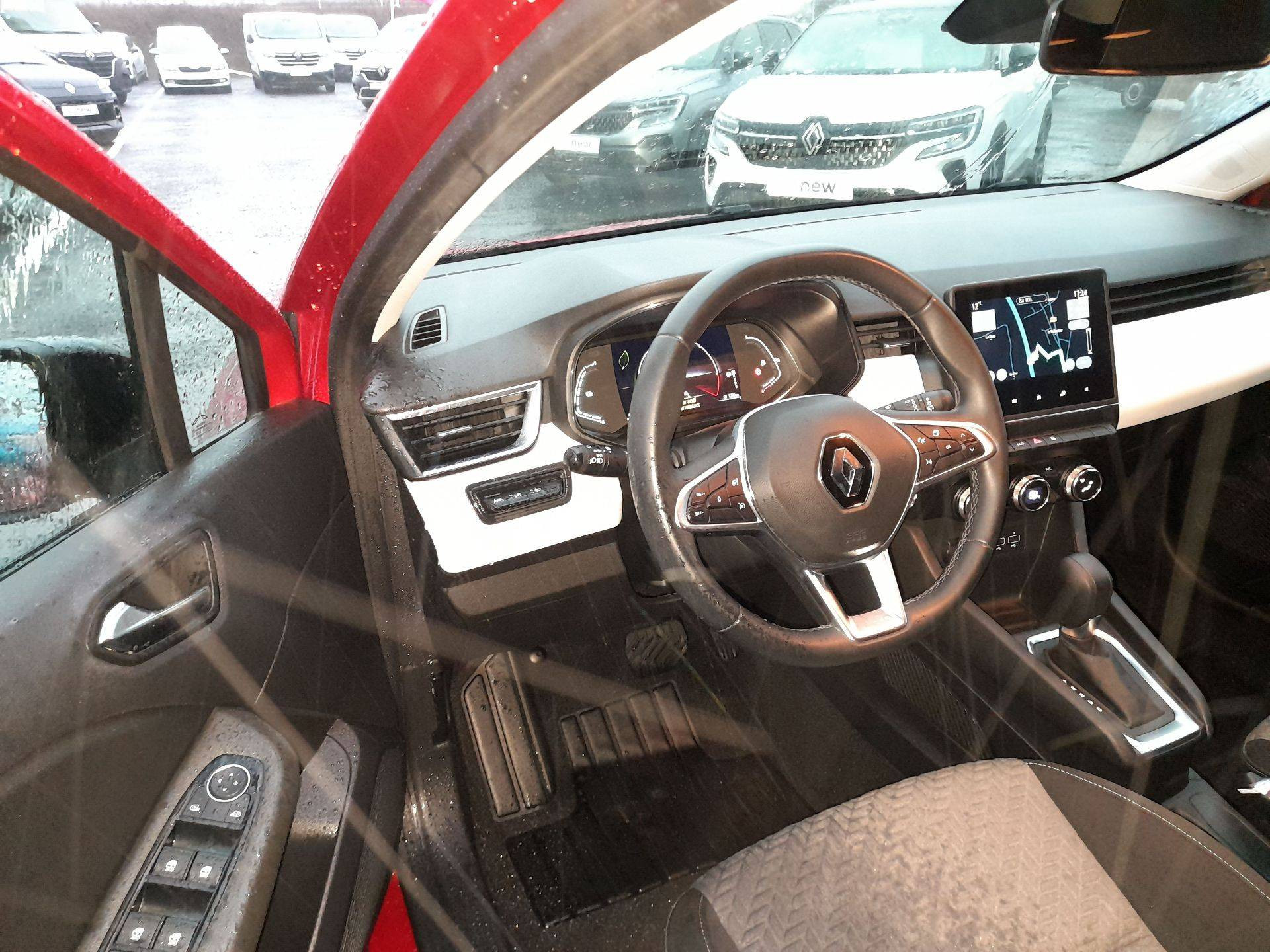 Vente en ligne Renault Clio 5 Clio E-Tech full hybrid 145 au prix de 16 290 €