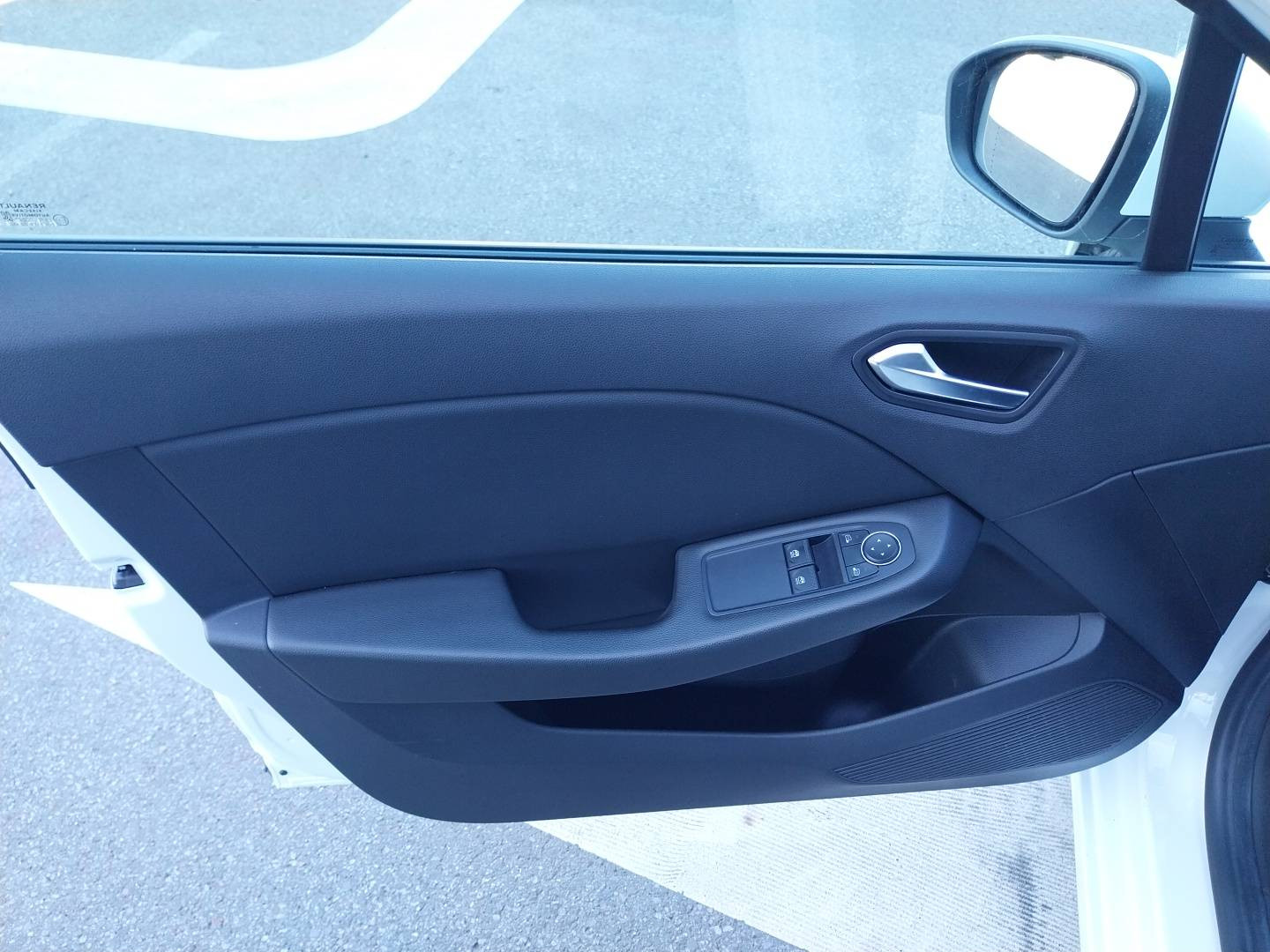 Vente en ligne Renault Clio 5 Clio TCe 100 au prix de 12 890 €