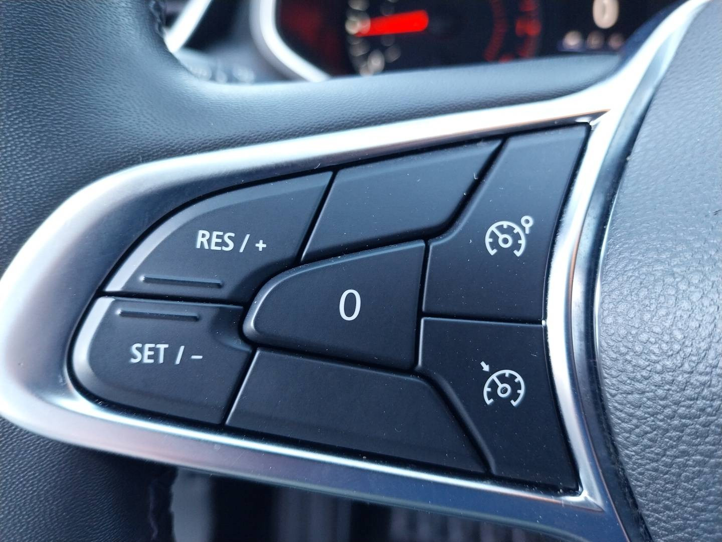 Vente en ligne Renault Clio 5 Clio TCe 100 au prix de 12 890 €