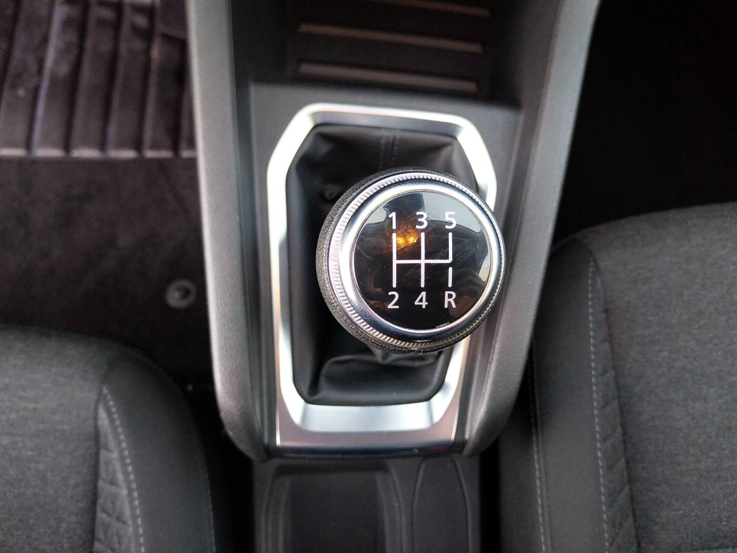 Vente en ligne Renault Clio 5 Clio TCe 100 au prix de 12 890 €