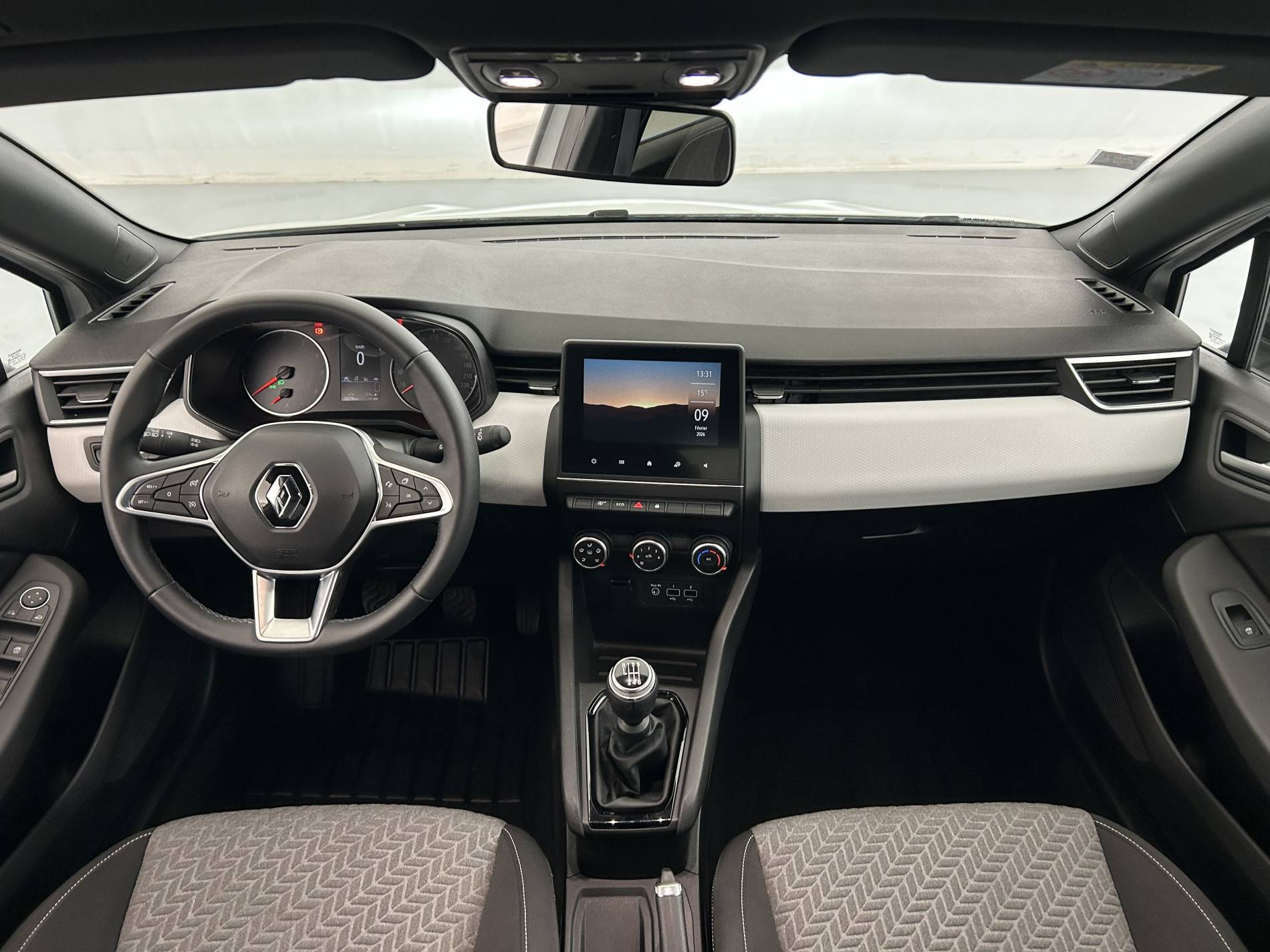 Vente en ligne Renault Clio 5 Clio TCe 90 - 21N au prix de 14 390 €