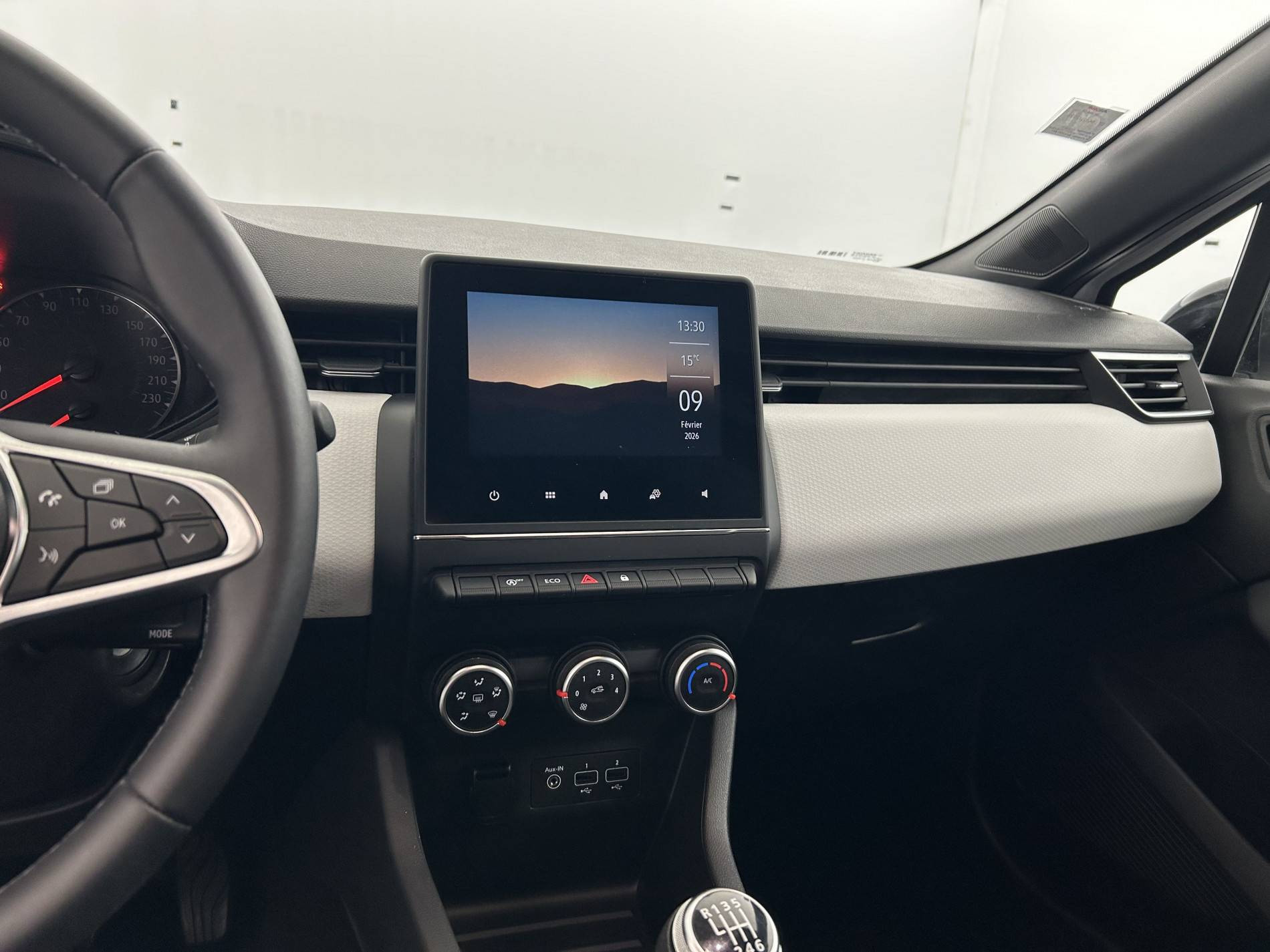 Vente en ligne Renault Clio 5 Clio TCe 90 - 21N au prix de 14 390 €