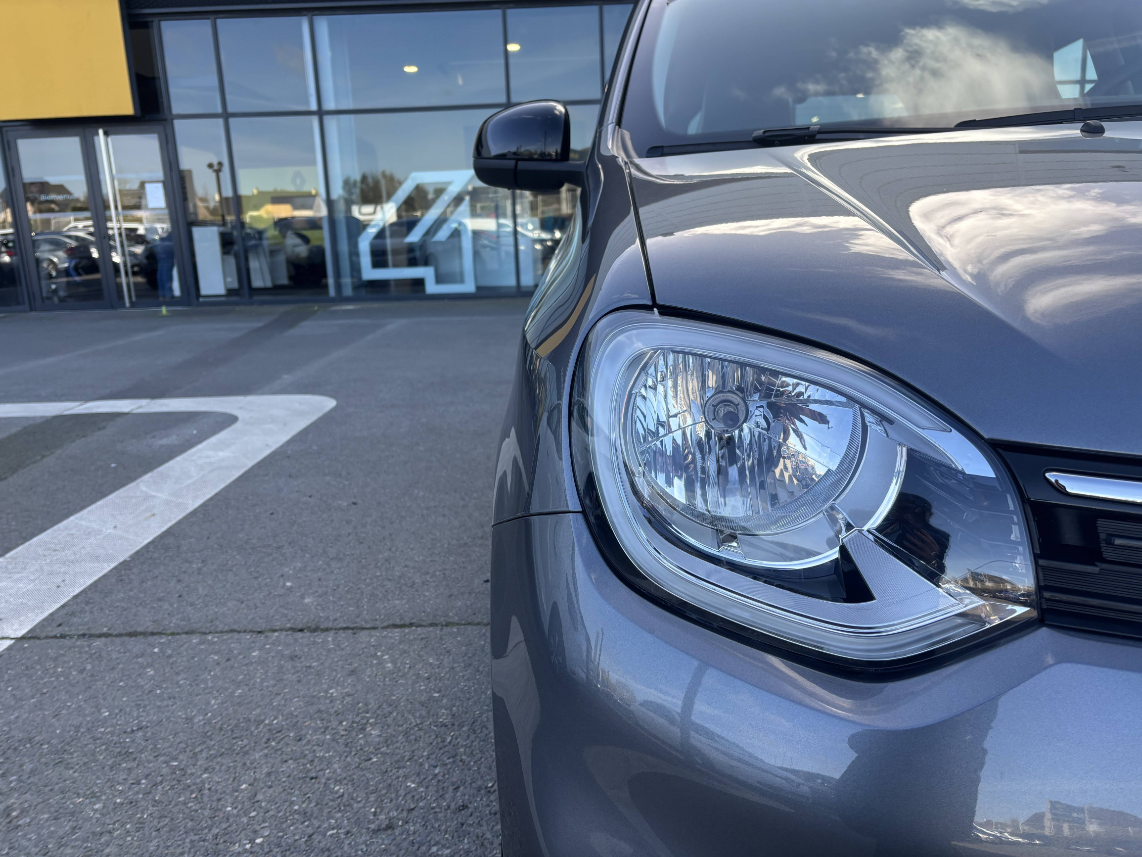 Vente en ligne Renault Twingo 3  SCe 65 au prix de 11 990 €