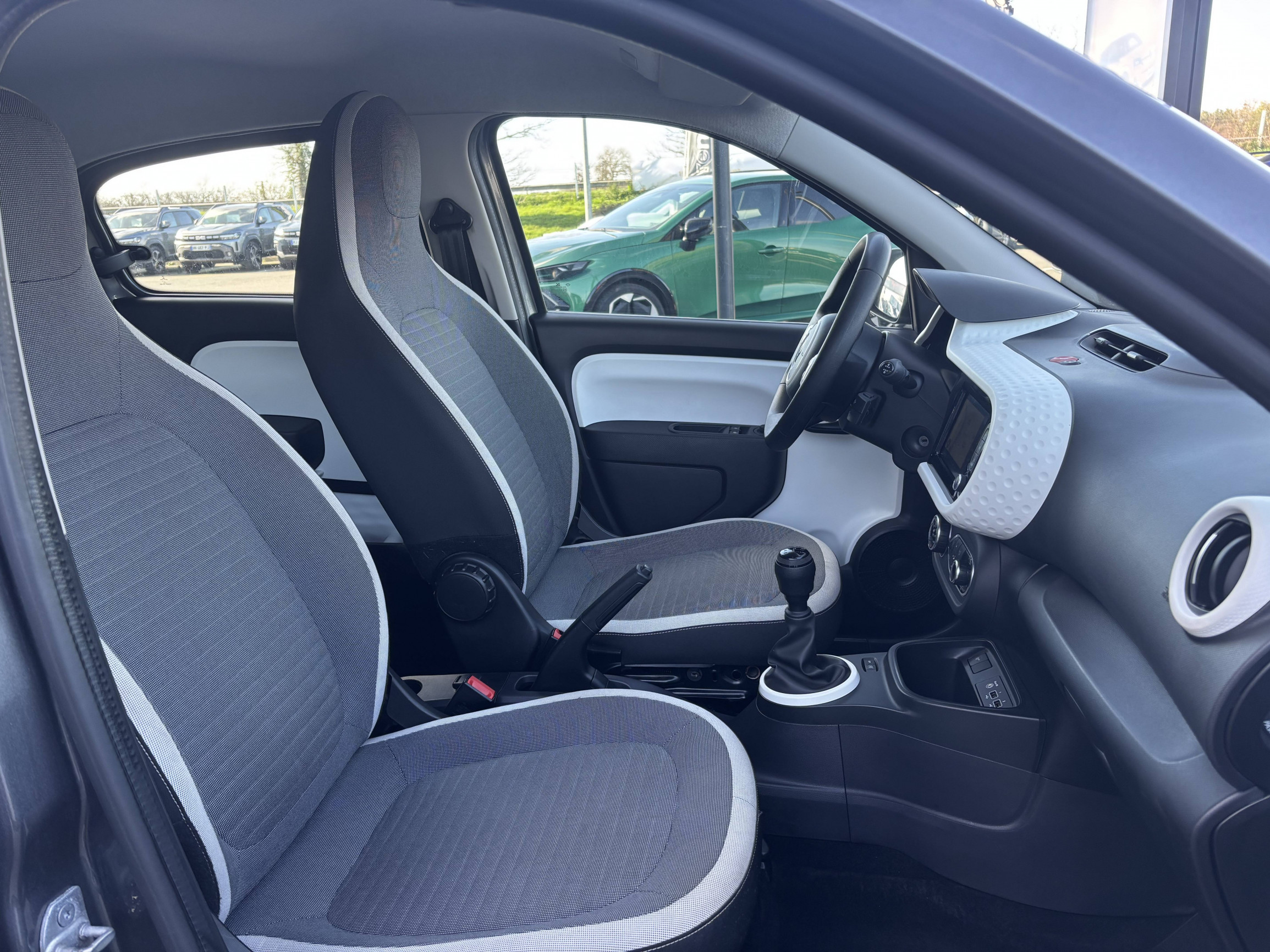 Vente en ligne Renault Twingo 3  SCe 65 au prix de 11 990 €