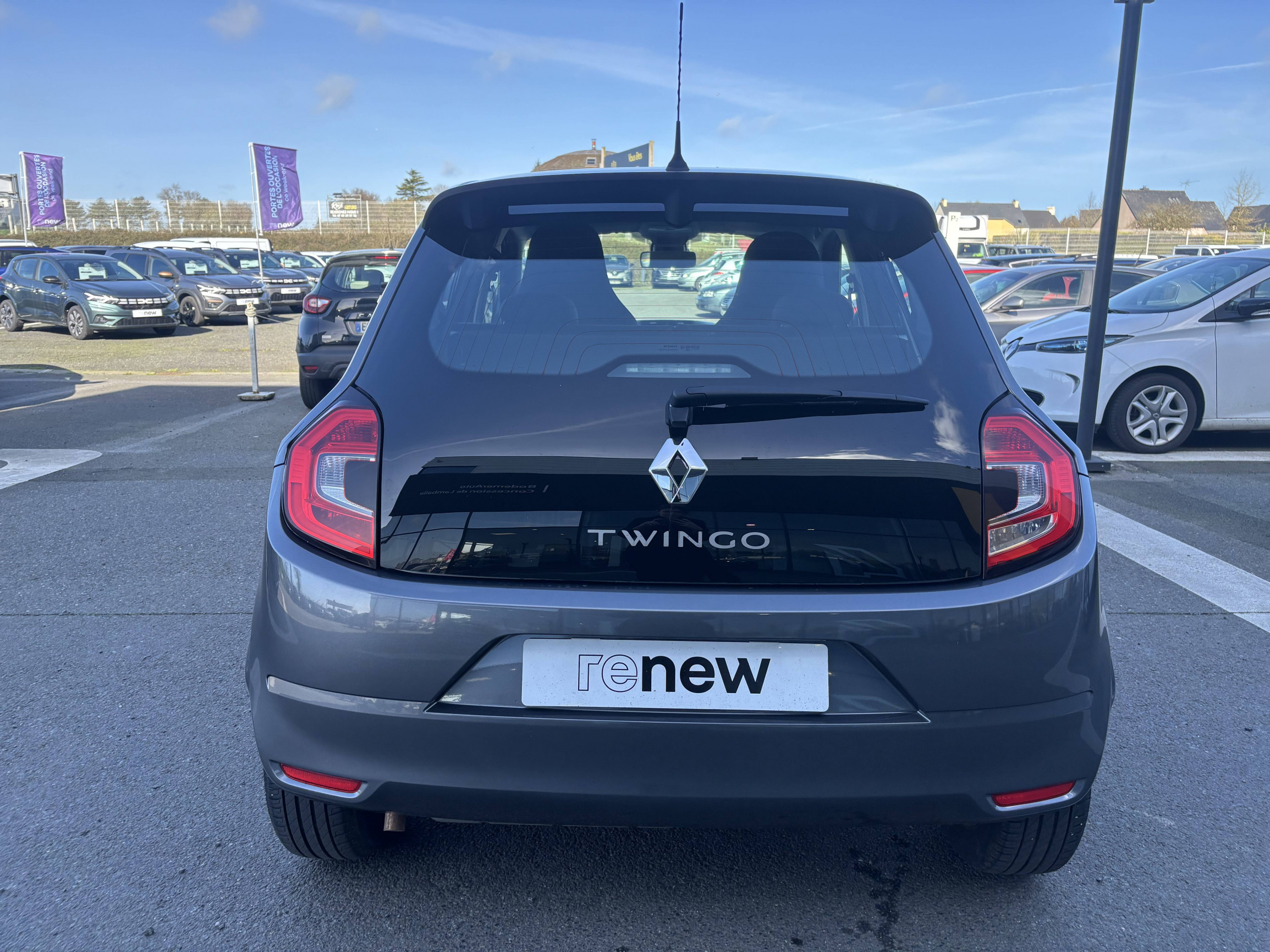 Vente en ligne Renault Twingo 3  SCe 65 au prix de 11 990 €