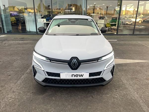 Vente en ligne Renault Megane E-Tech  EV60 220 ch super charge au prix de 21 990 €