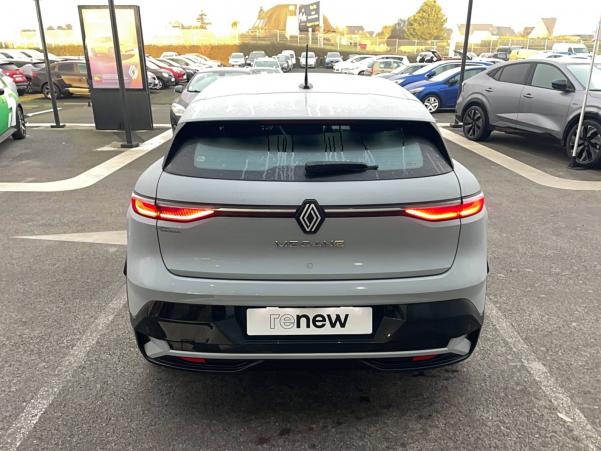 Vente en ligne Renault Megane E-Tech  EV60 220 ch super charge au prix de 21 990 €