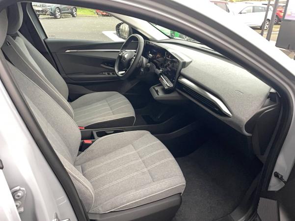 Vente en ligne Renault Megane E-Tech  EV60 220 ch super charge au prix de 21 990 €