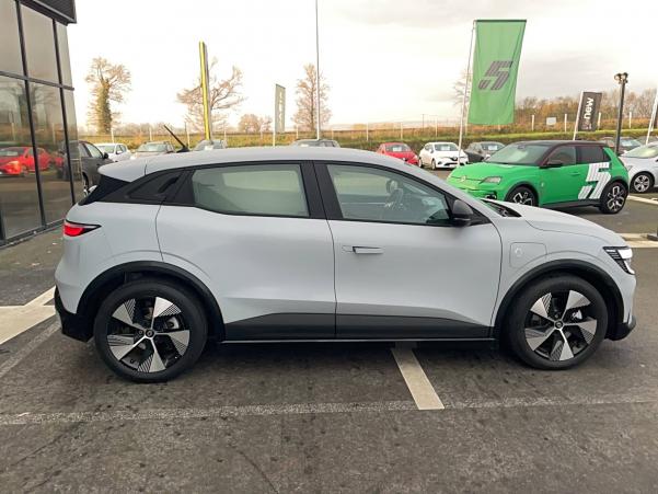 Vente en ligne Renault Megane E-Tech  EV60 220 ch super charge au prix de 23 990 €