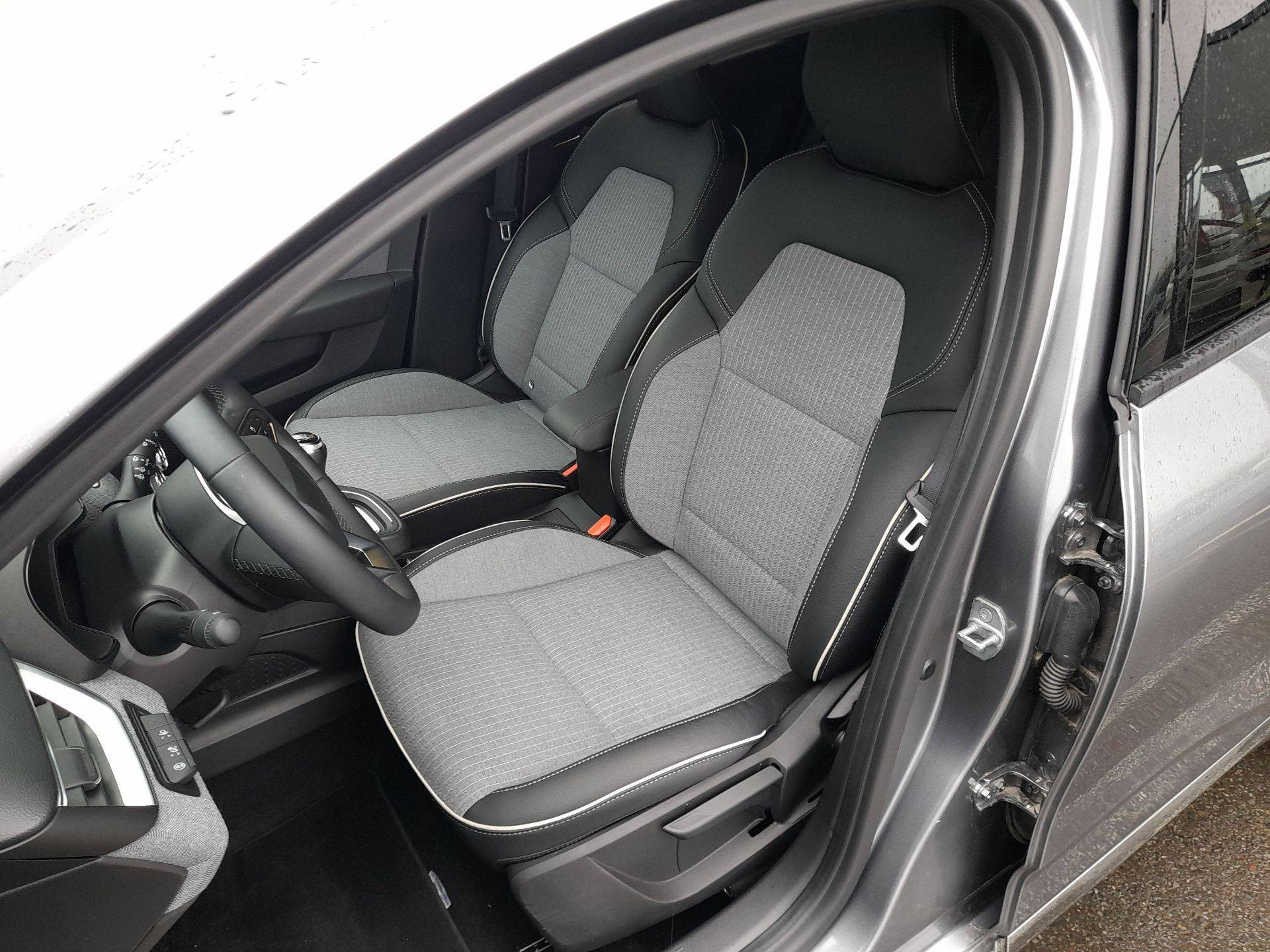 Vente en ligne Renault Clio 5 Clio TCe 90 ch GSR2 au prix de 16 990 €