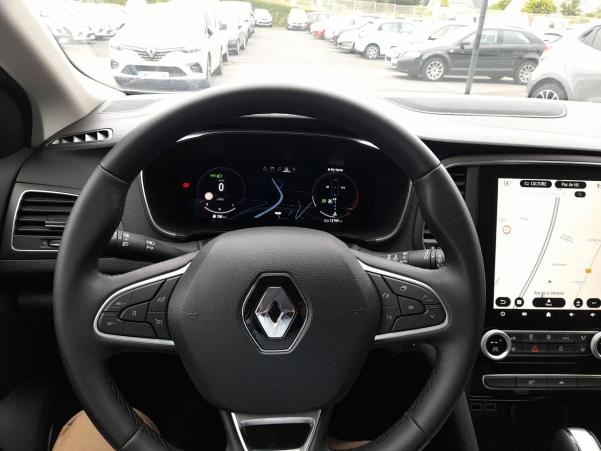 Vente en ligne Renault Megane 4  TCe 140 EDC au prix de 22 590 €