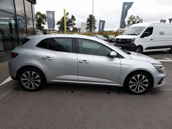 Vente en ligne Renault Megane 4  TCe 140 EDC au prix de 22 590 €