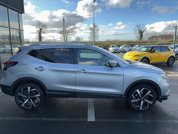 Vente en ligne Nissan Qashqai 2  1.6 dCi 130 au prix de 15 690 €