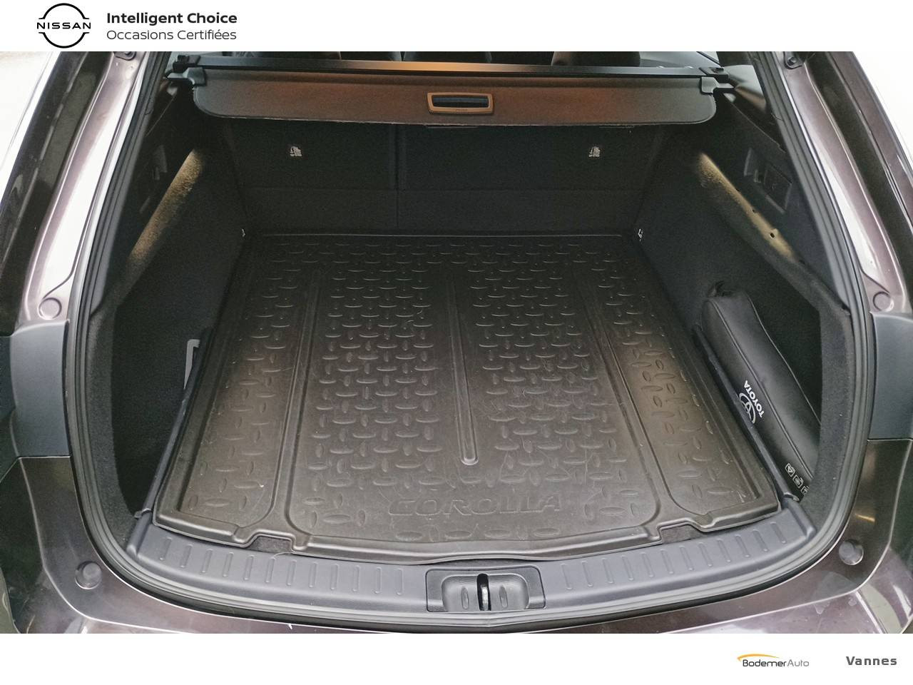 Vente en ligne Toyota Corolla Touring Sports  122h au prix de 18 490 €