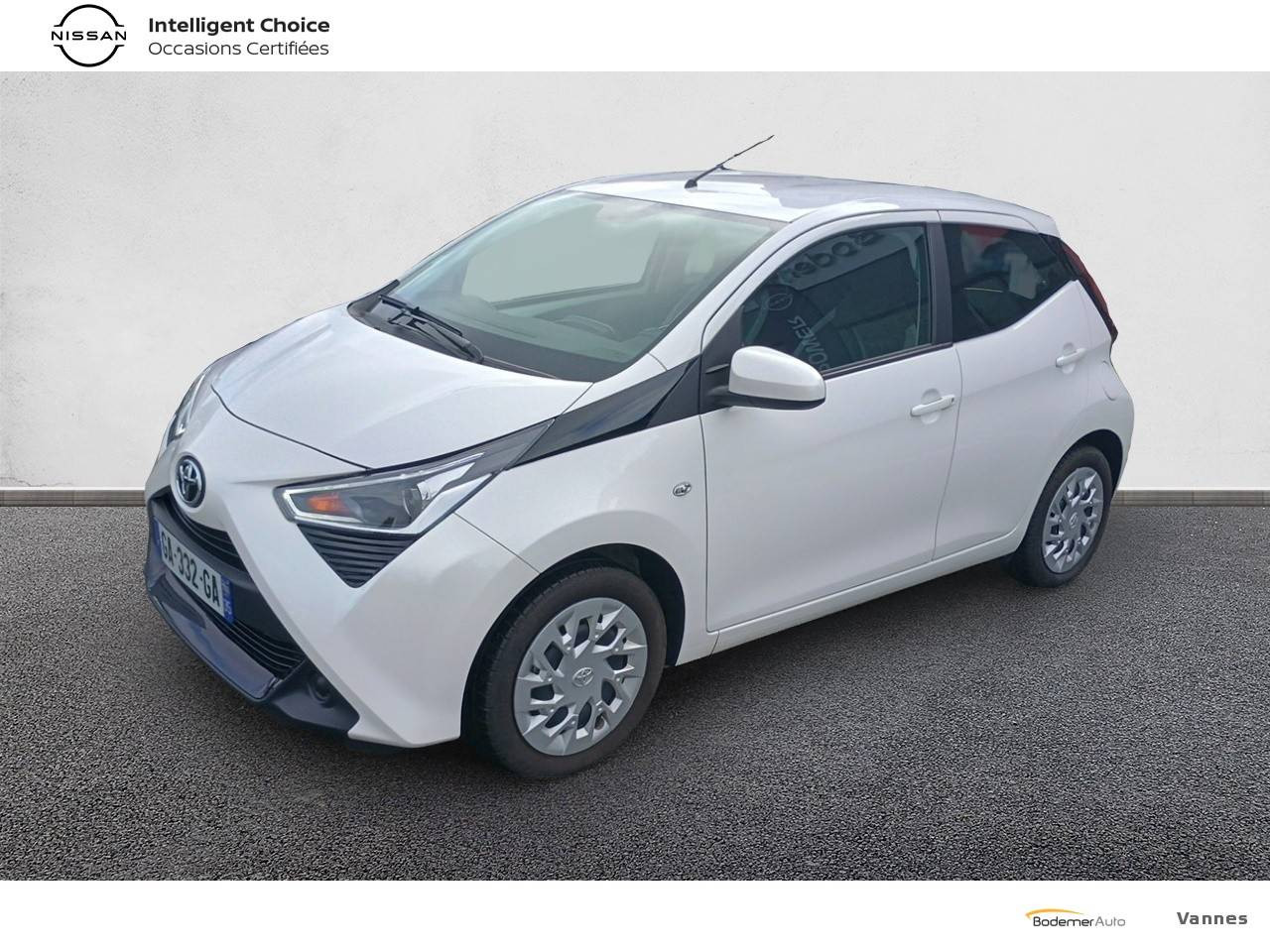 Toyota Aygo Aygo 1.0 VVT-i x-shift occasion de 2021 en vente à Vannes