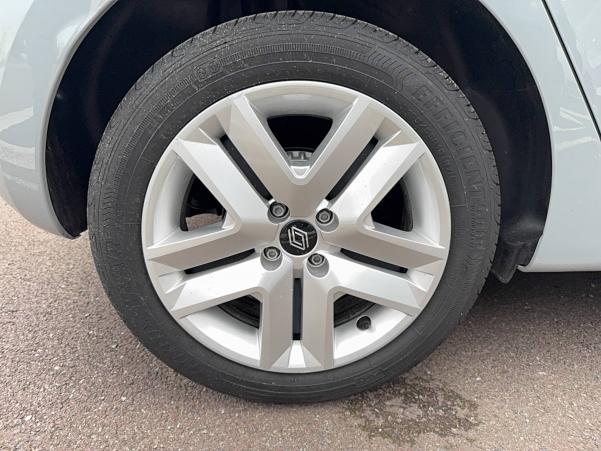 Vente en ligne Renault Clio 5 Clio SCe 65 ch GSR2 au prix de 15 590 €