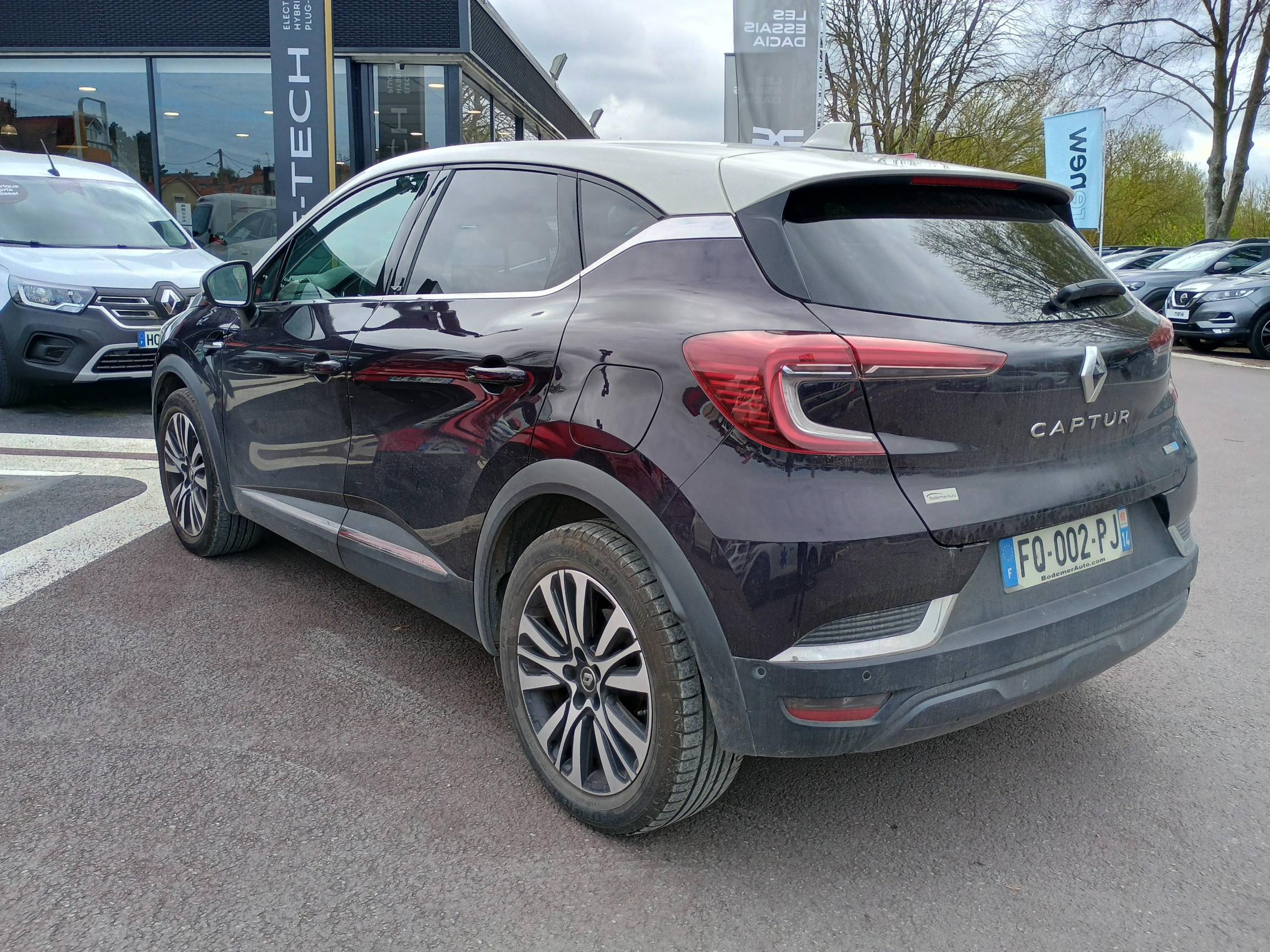 Vente en ligne Renault Captur  E-Tech Plug-in 160 au prix de 17 990 €