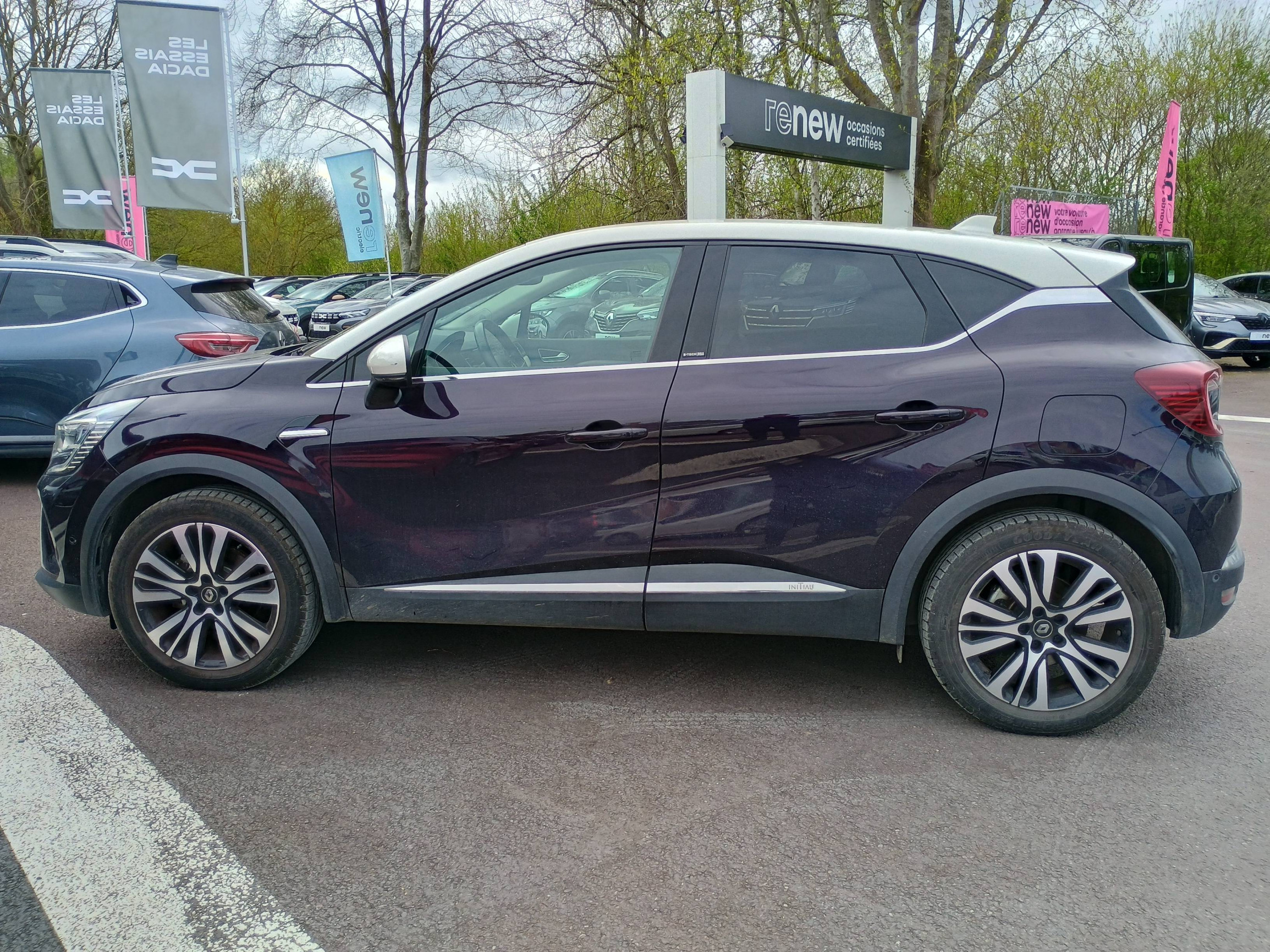 Vente en ligne Renault Captur  E-Tech Plug-in 160 au prix de 17 990 €