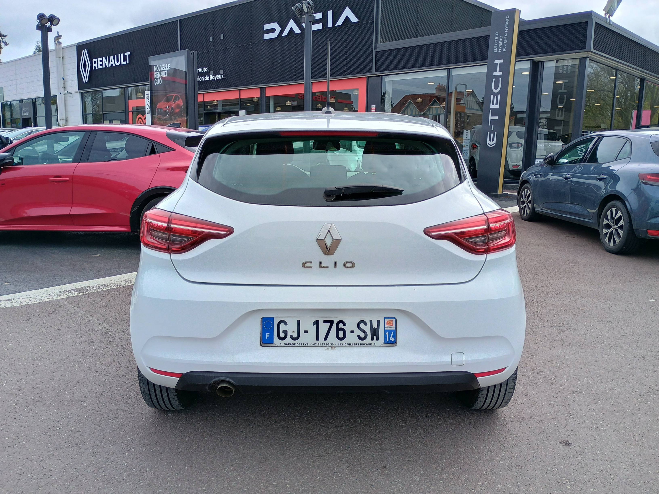 Vente en ligne Renault Clio 5 Clio SCe 65 au prix de 11 990 €