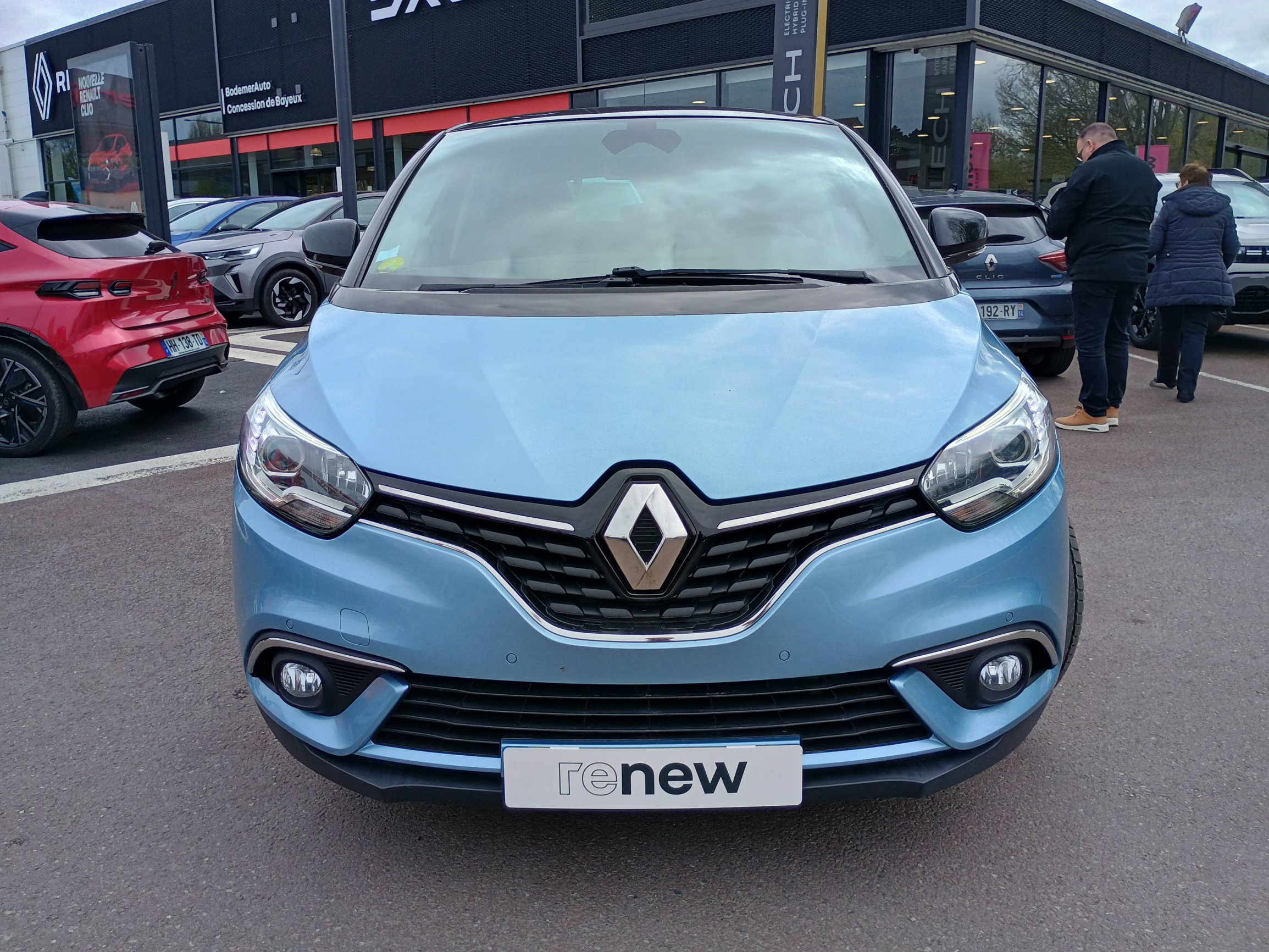 Vente en ligne Renault Scenic 4 Scenic Blue dCi 120 au prix de 13 590 €