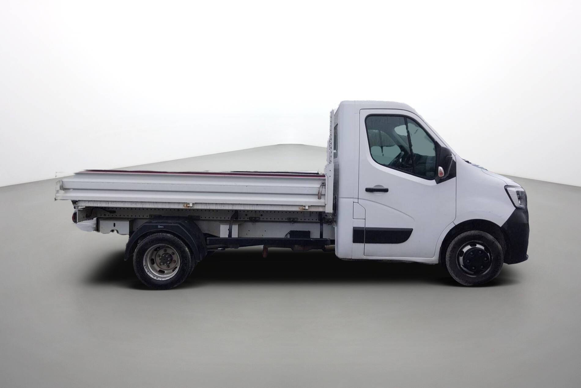 Vente en ligne Renault Master 3 Châssis Cabine MASTER CC PROP RJ3500 PAF AR COURT L2 DCI 130 au prix de 24 990 €