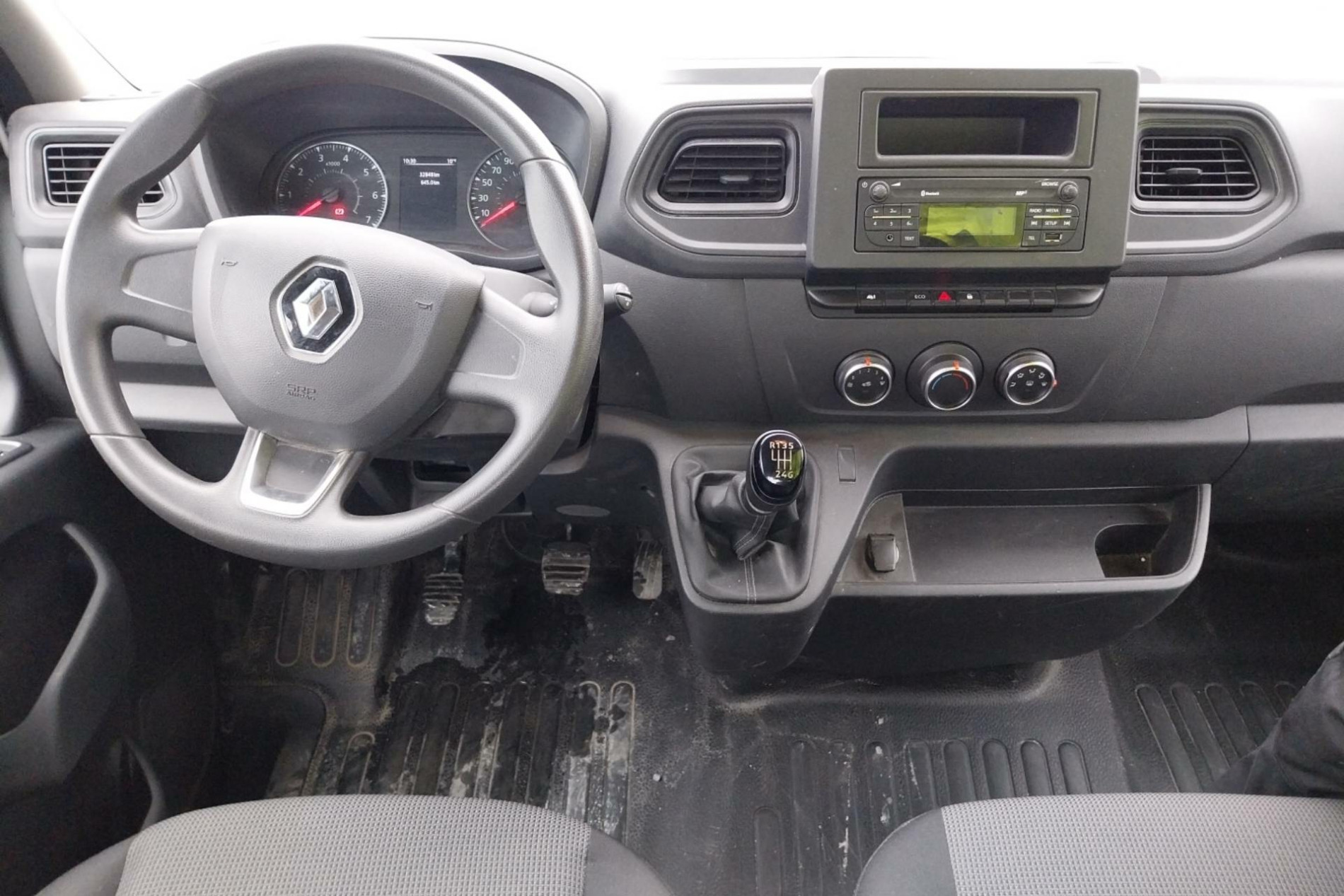 Vente en ligne Renault Master 3 Châssis Cabine MASTER CC PROP RJ3500 PAF AR COURT L2 DCI 130 au prix de 24 990 €