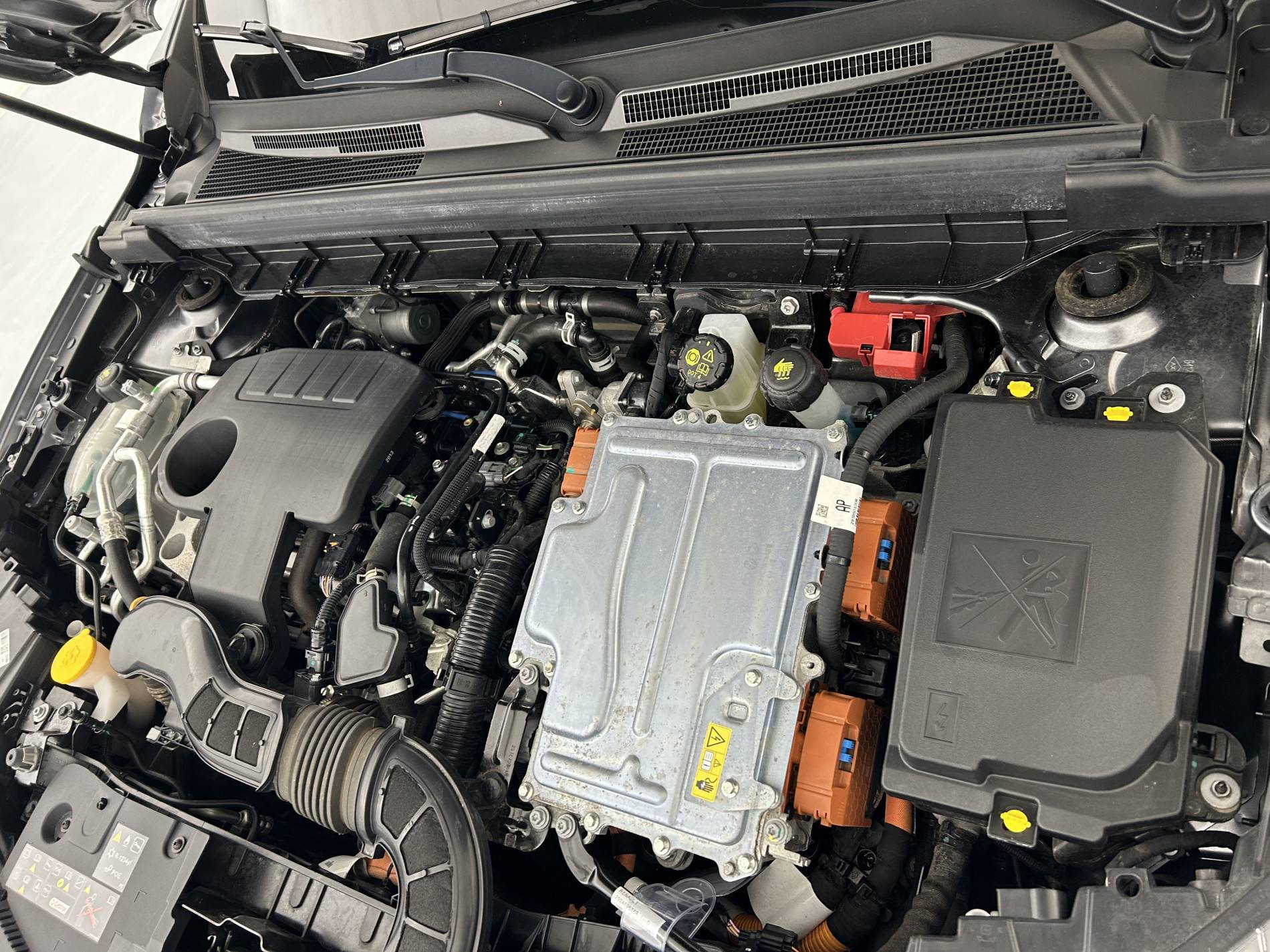 Vente en ligne Renault Arkana  E-Tech hybride 145 - 22 au prix de 21 990 €