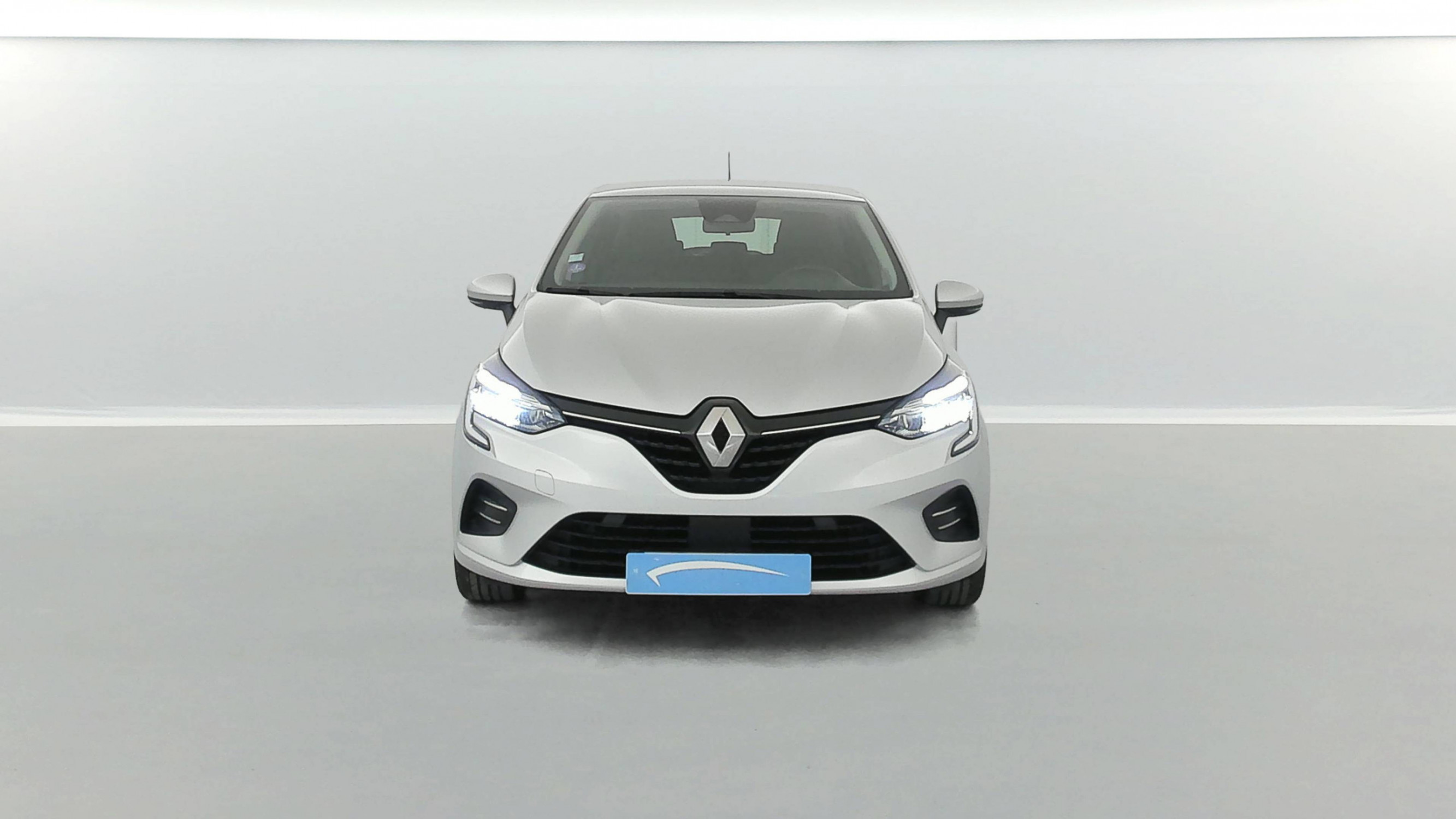 Vente en ligne Renault Clio 5 Clio E-Tech 140 - 21N au prix de 15 590 €