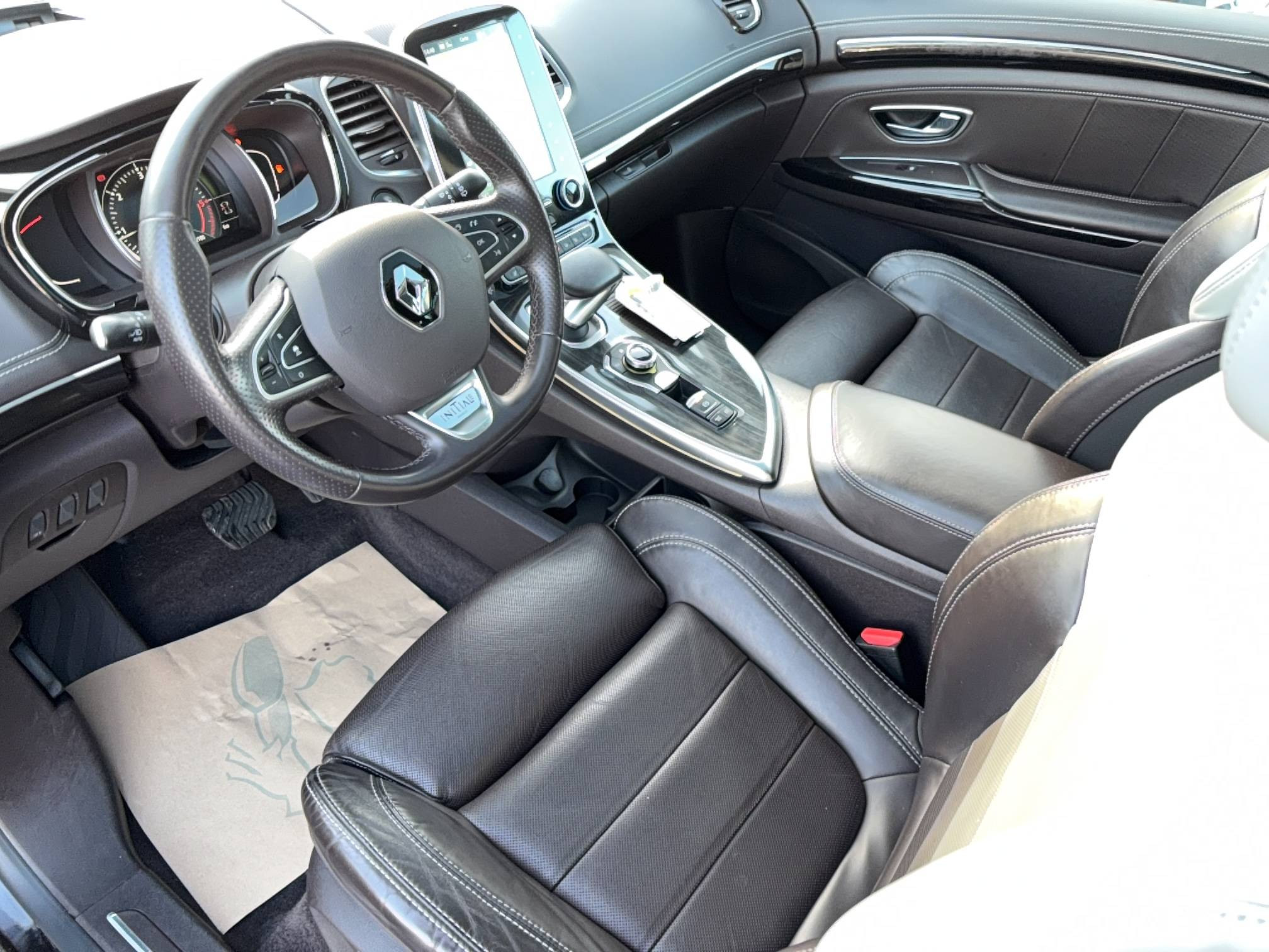 Vente en ligne Renault Espace 5 Espace dCi 160 Energy Twin Turbo au prix de 16 990 €