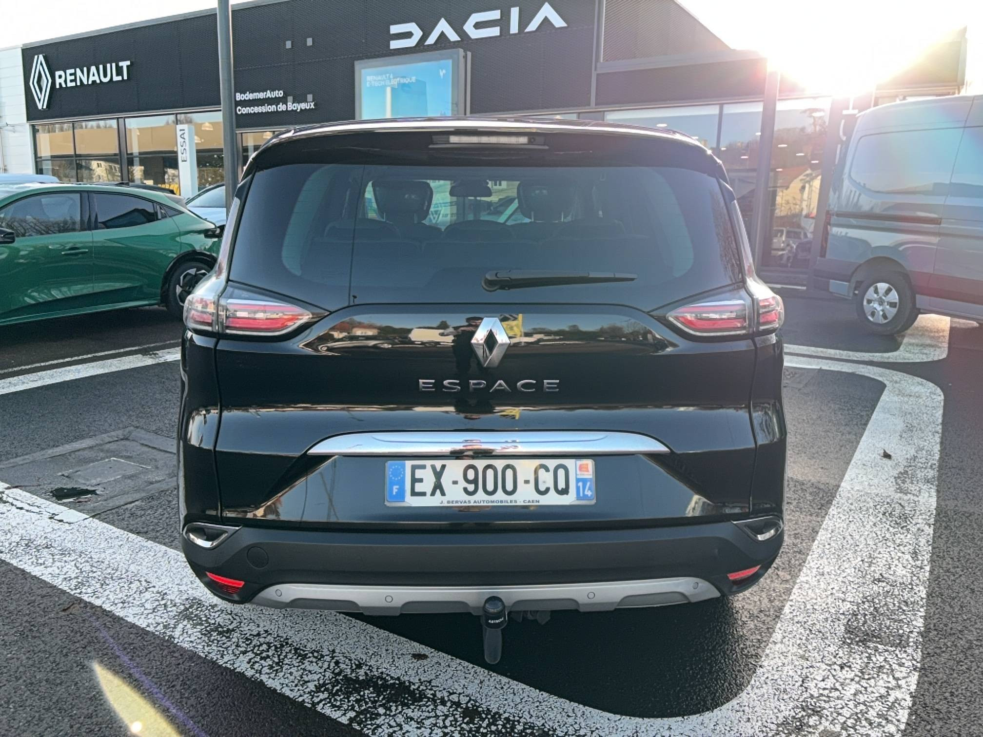 Vente en ligne Renault Espace 5 Espace dCi 160 Energy Twin Turbo au prix de 16 990 €