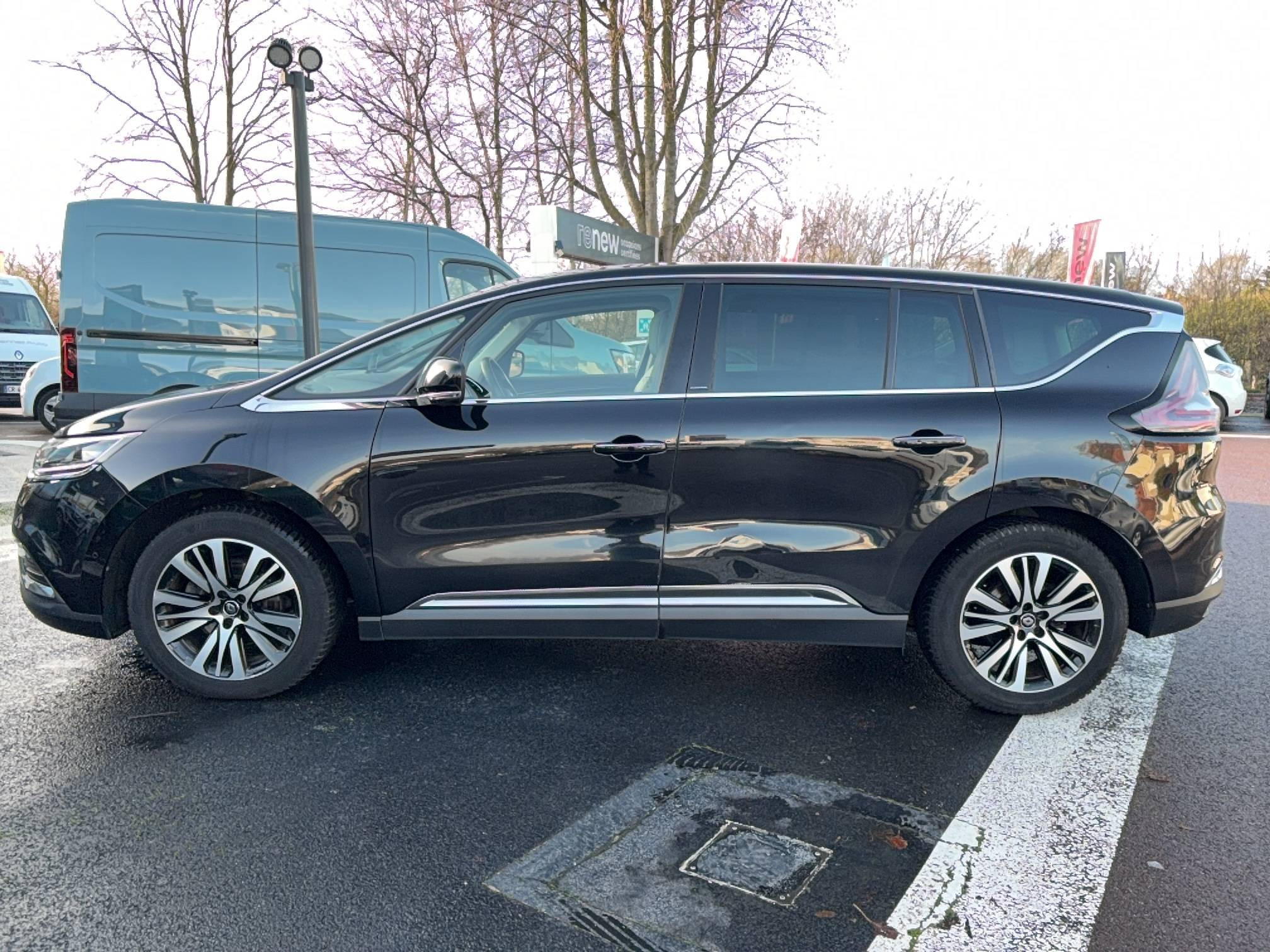 Vente en ligne Renault Espace 5 Espace dCi 160 Energy Twin Turbo au prix de 16 990 €