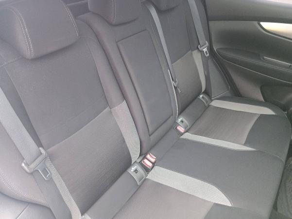 Vente en ligne Nissan Qashqai  1.5 dCi 110 au prix de 13 990 €